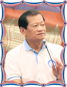 សាស្ត្រាចារ្យ-អ៊ុង-សំអាន.gif