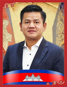 ឈឿន-ប៊ុណ្ណារ័ត្ន.gif