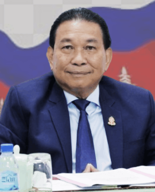 ម៉ម ប៊ុននាង.gif