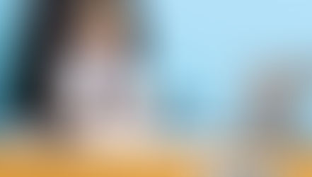 Дети с бизнес-портфелем