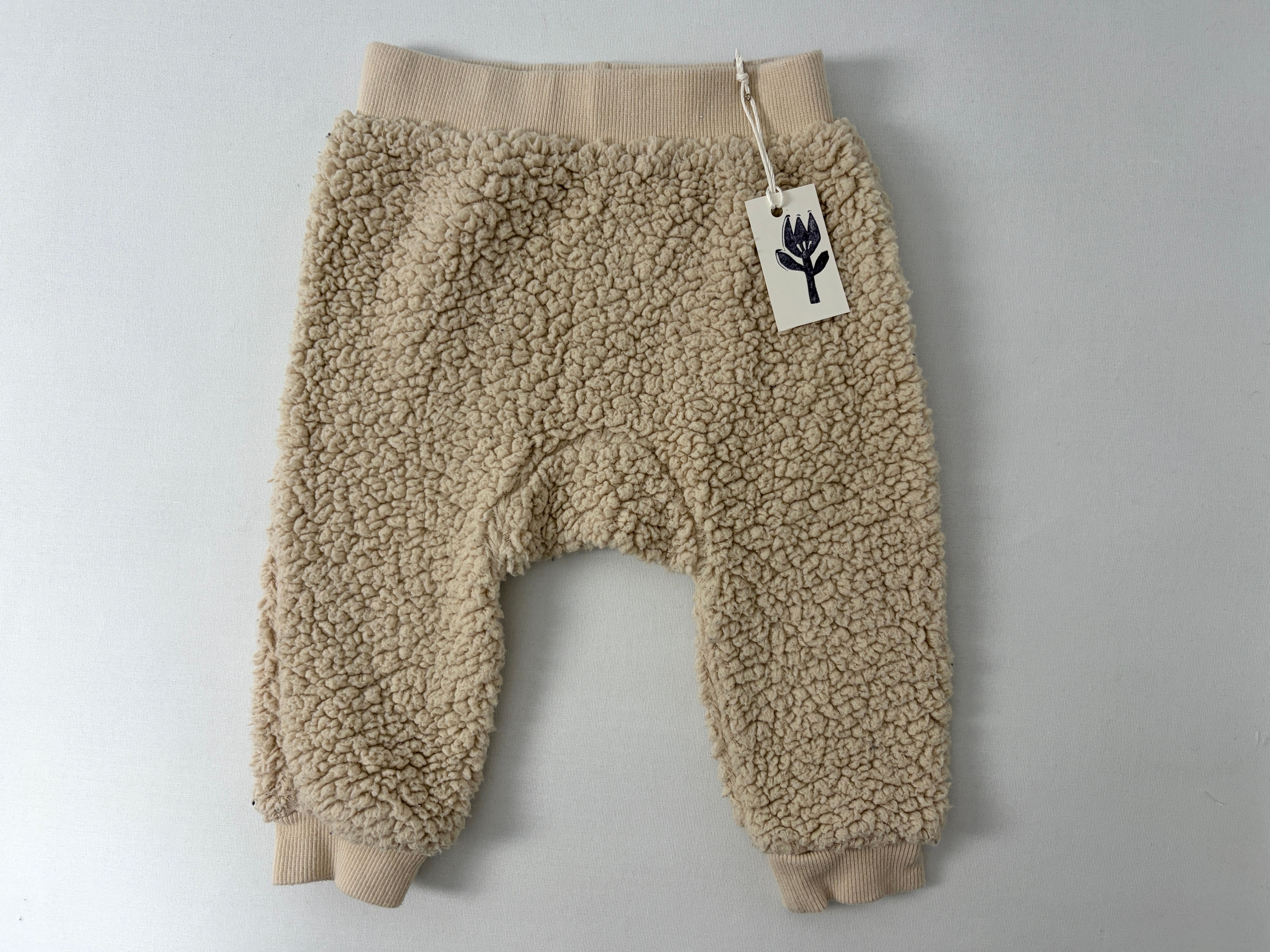 LITTLE SHERPA: 6 - 12 months