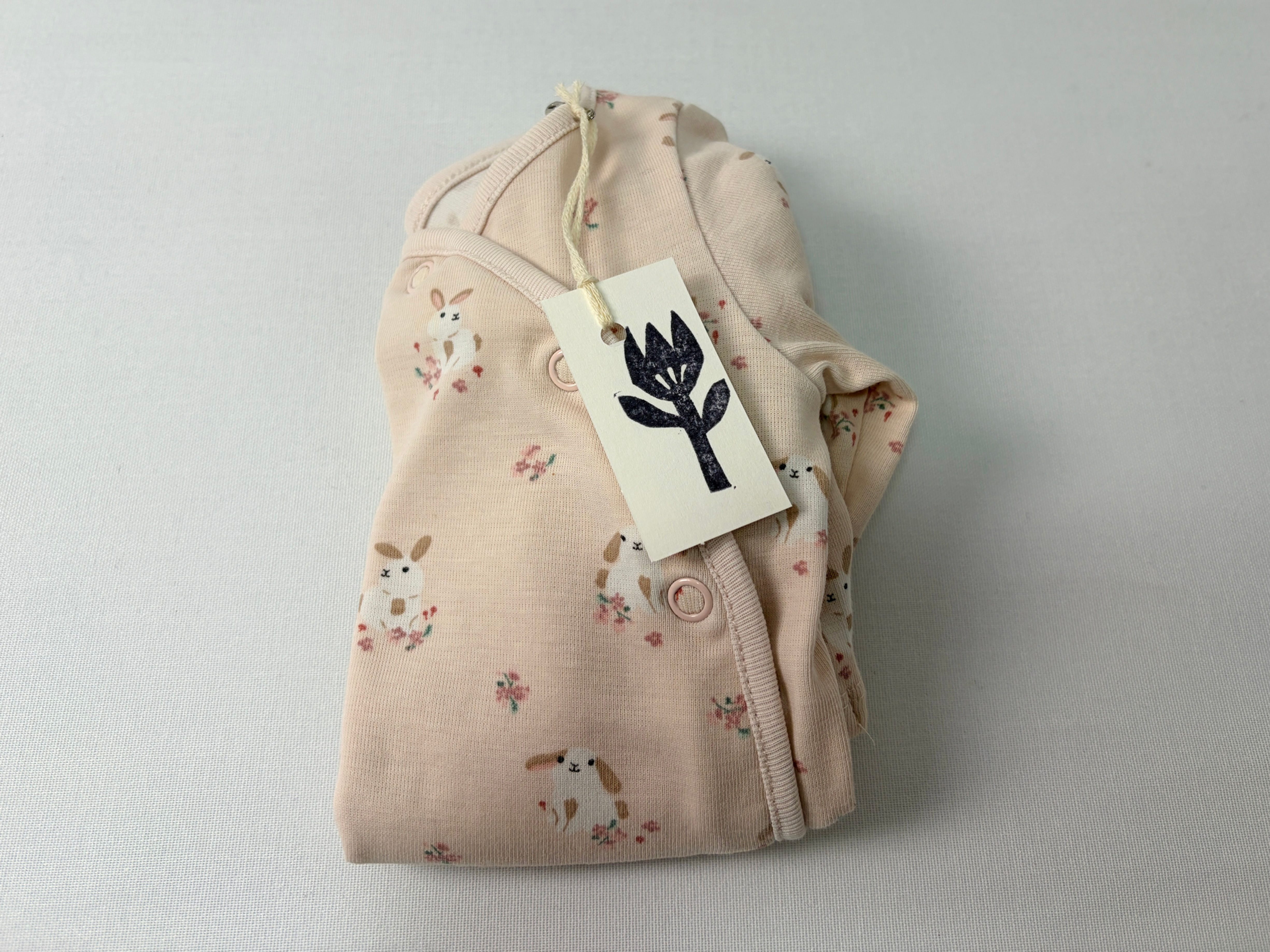 LITTLE BUNNY: newborn