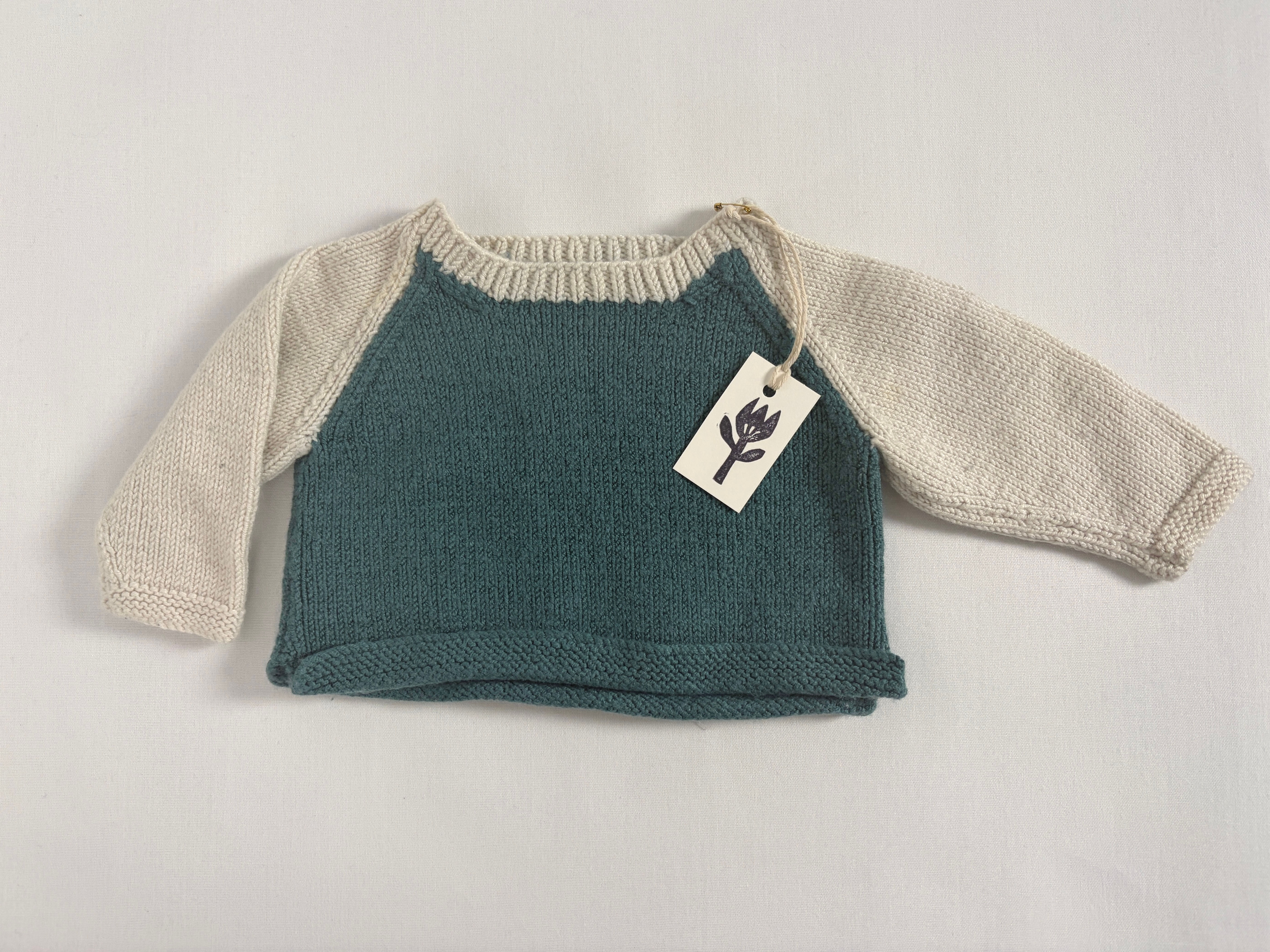 LITTLE HAND KNIT: 0 - 3 months