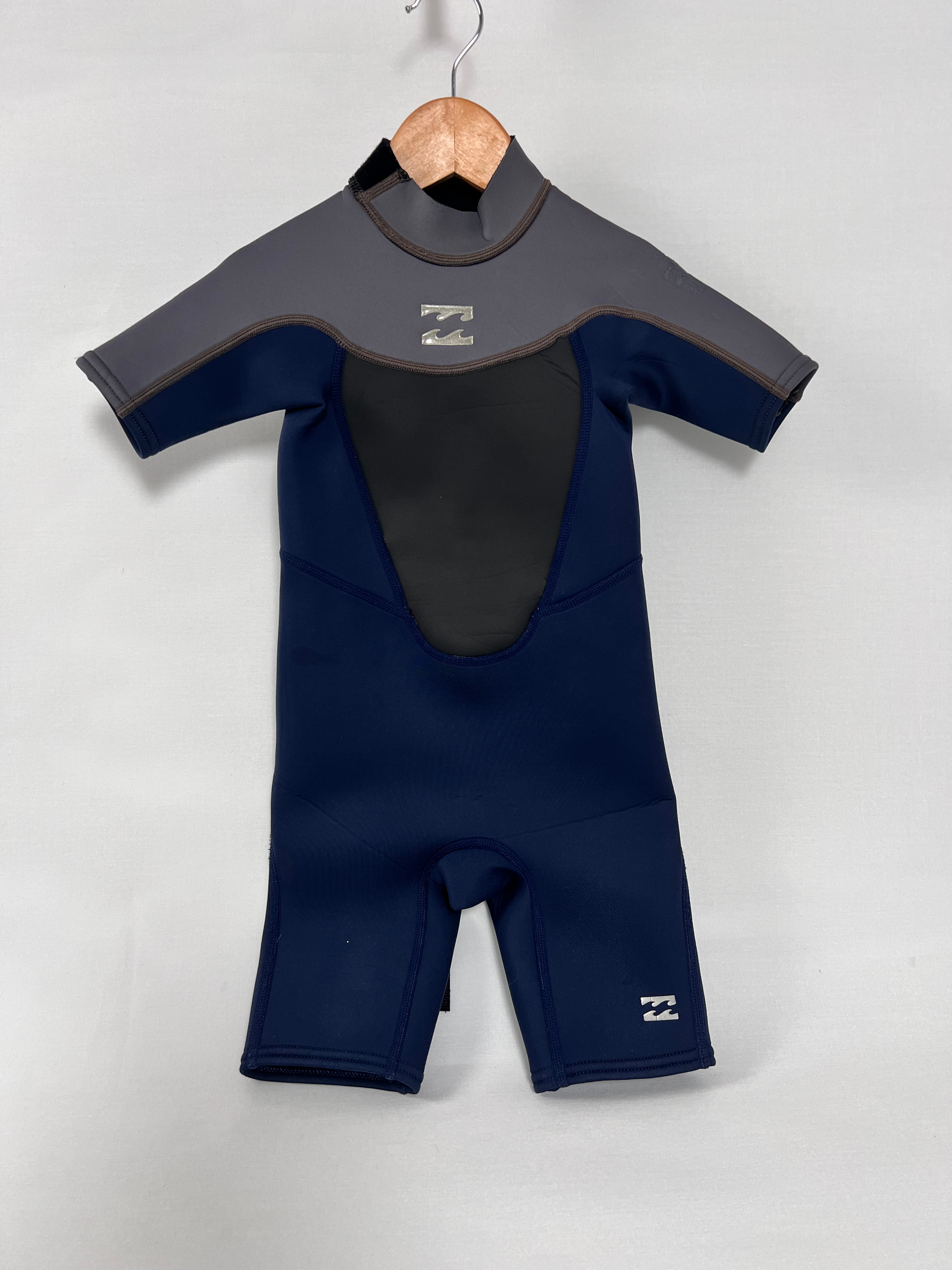 LITTLE SURFER | size 4