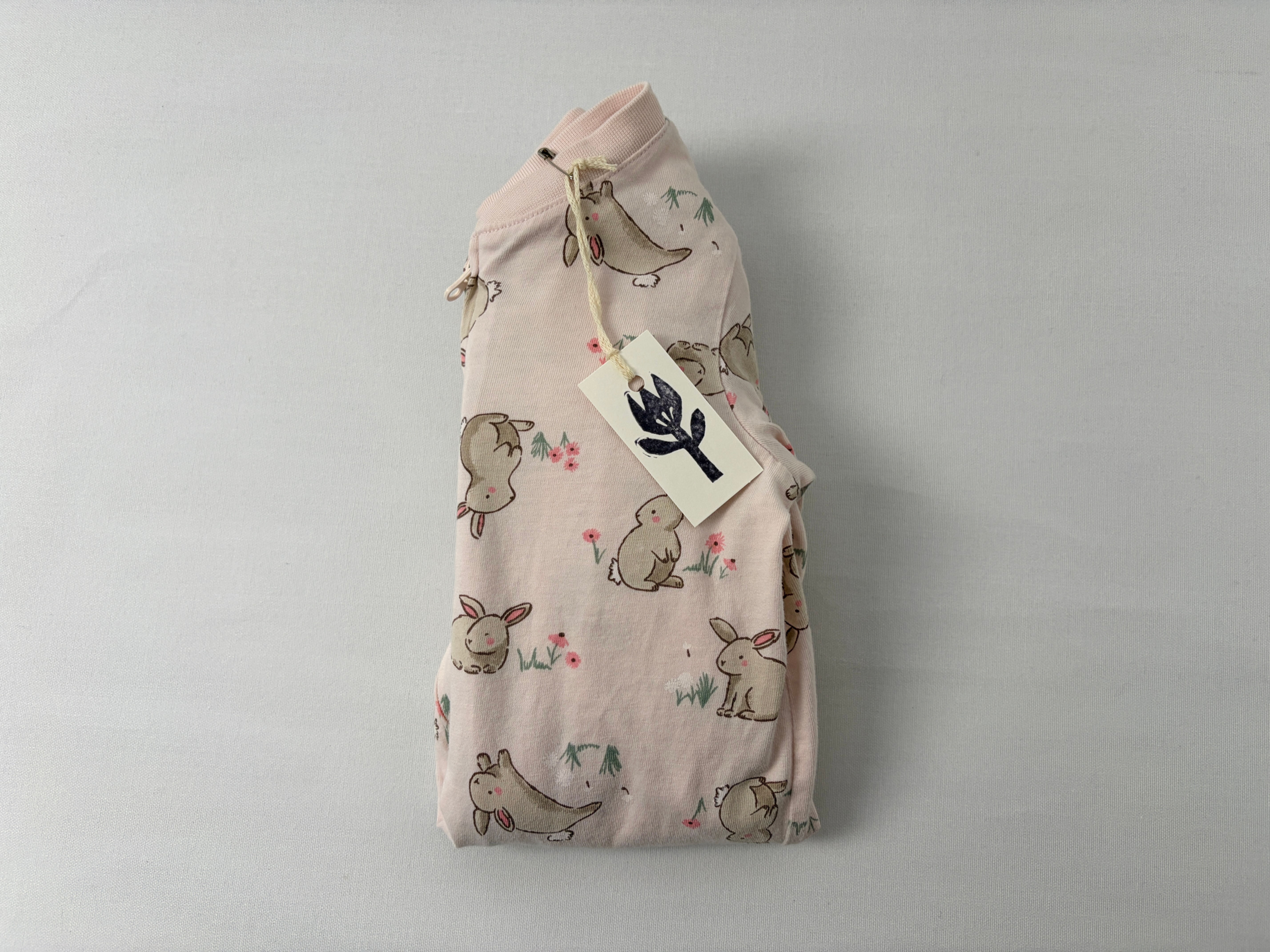 LITTLE ONESIE: 12 - 18 months