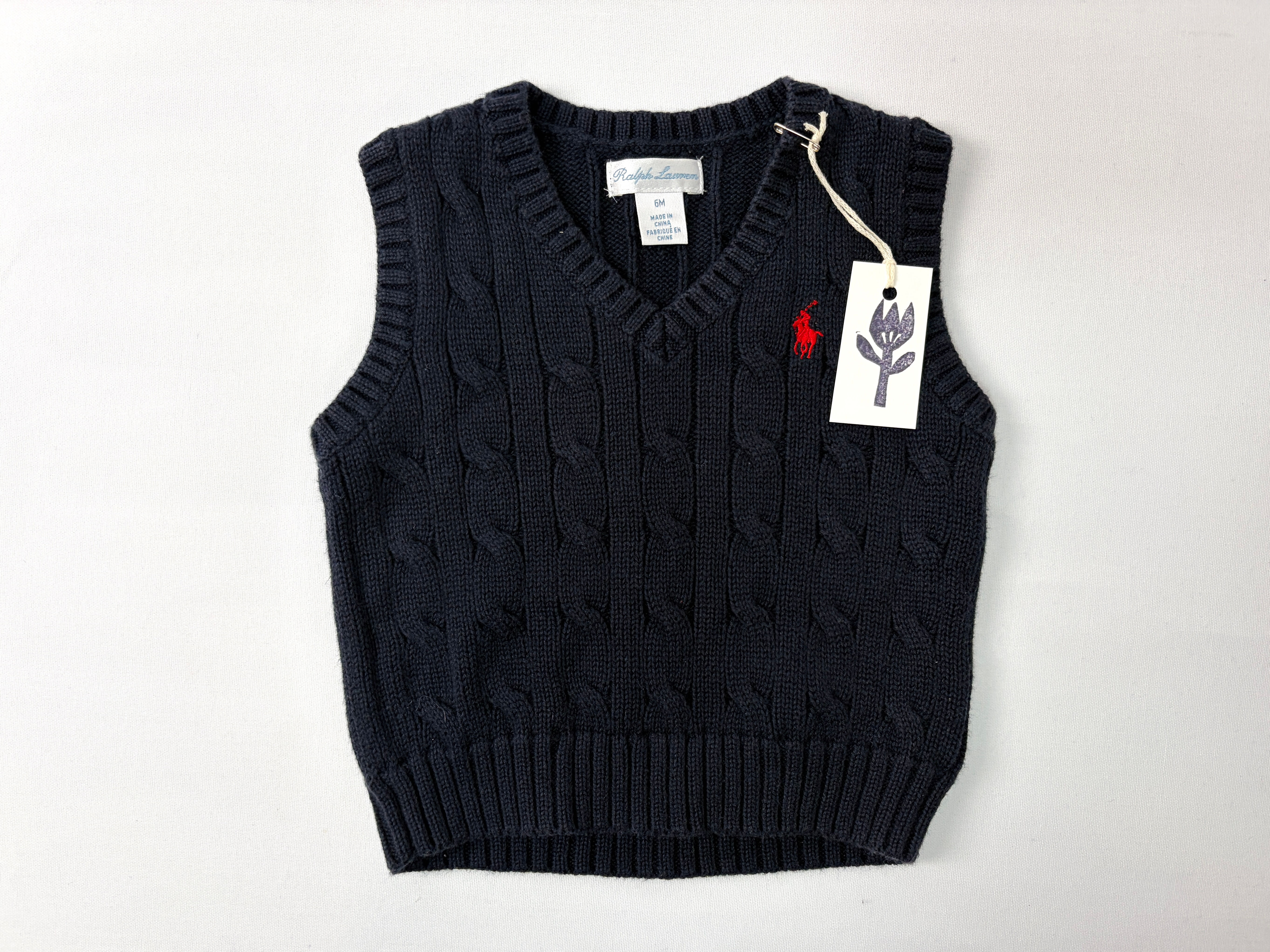 LITTLE VEST: 6 months