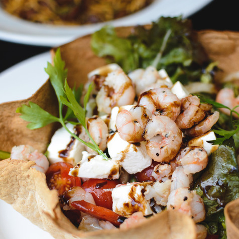 Salad with Shrimps and Feta