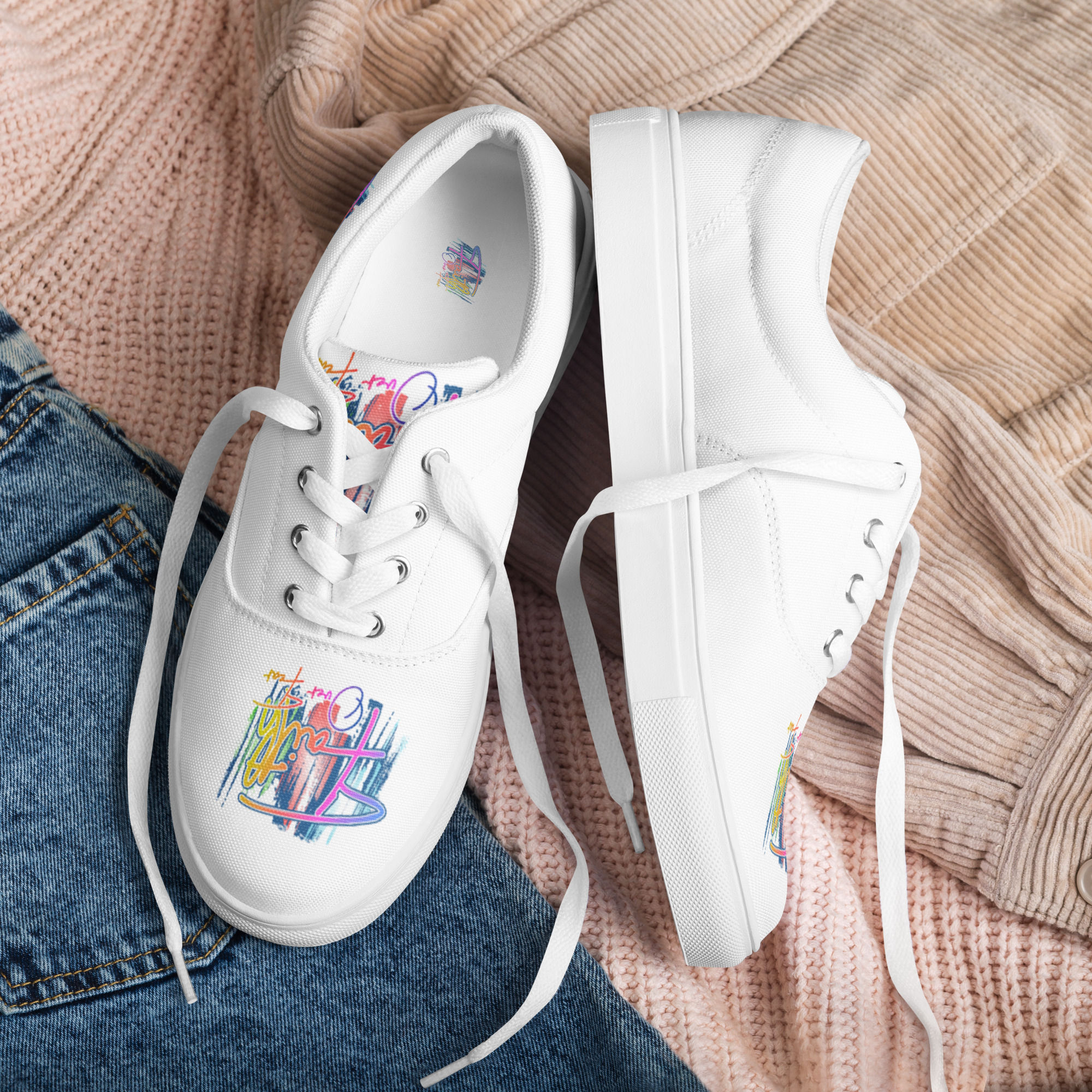 Men’s lace-up canvas shoes