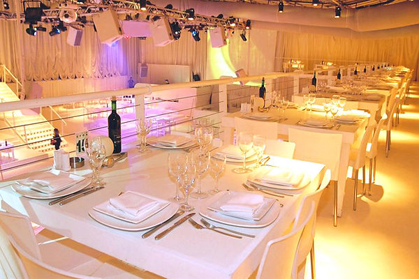 Gala dinner with elegant setup and stage entertainment by Aridel Singapor