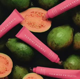 Guava Girl Summer: 올여름 트렌드 컬러?