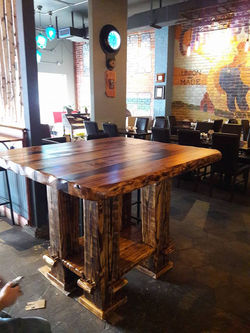 Pub Bar Table
