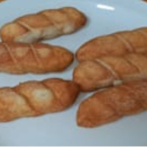 TEQUEÑOS DE HOJALDRE QUESO GOUDA 9Und SALSA ROSA Y MOSTAZA