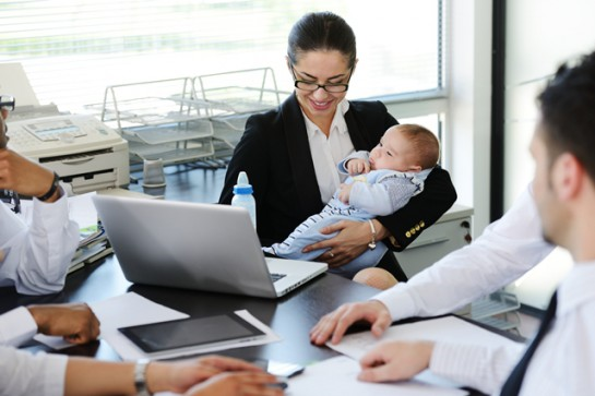 Mulheres e mães: como empreender na internet?