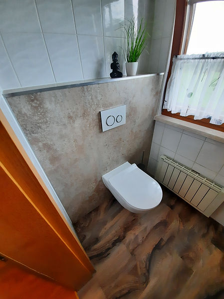 Vorwand WC mit Wandpaneel