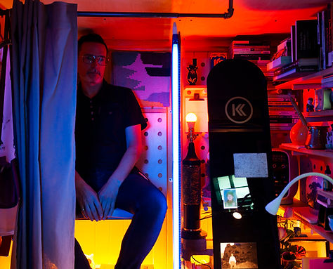 6091a6c5b25d7aef4c65551b_BlueLightProject-HighRes-64.jpeg