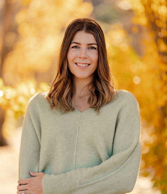 Shelby Woodrow, Health & Lifestyle Coach