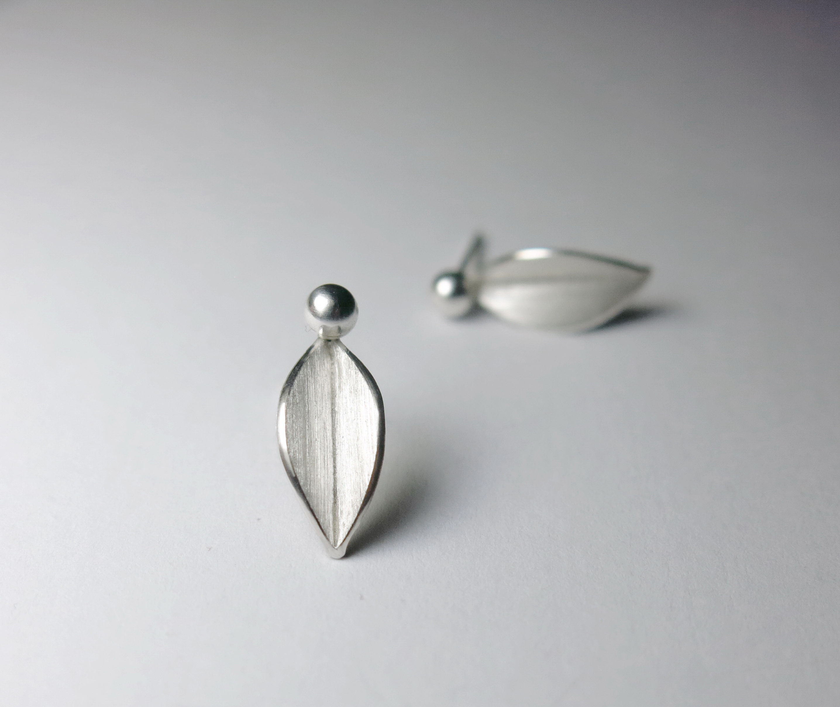 Nature-Single Leaf Silver Earrings