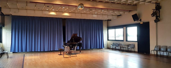 SALLE%202_edited.jpg