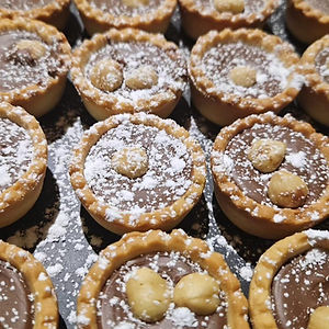 Crostatine nutella e nocciole