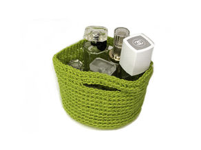 １カセのジュートの糸で