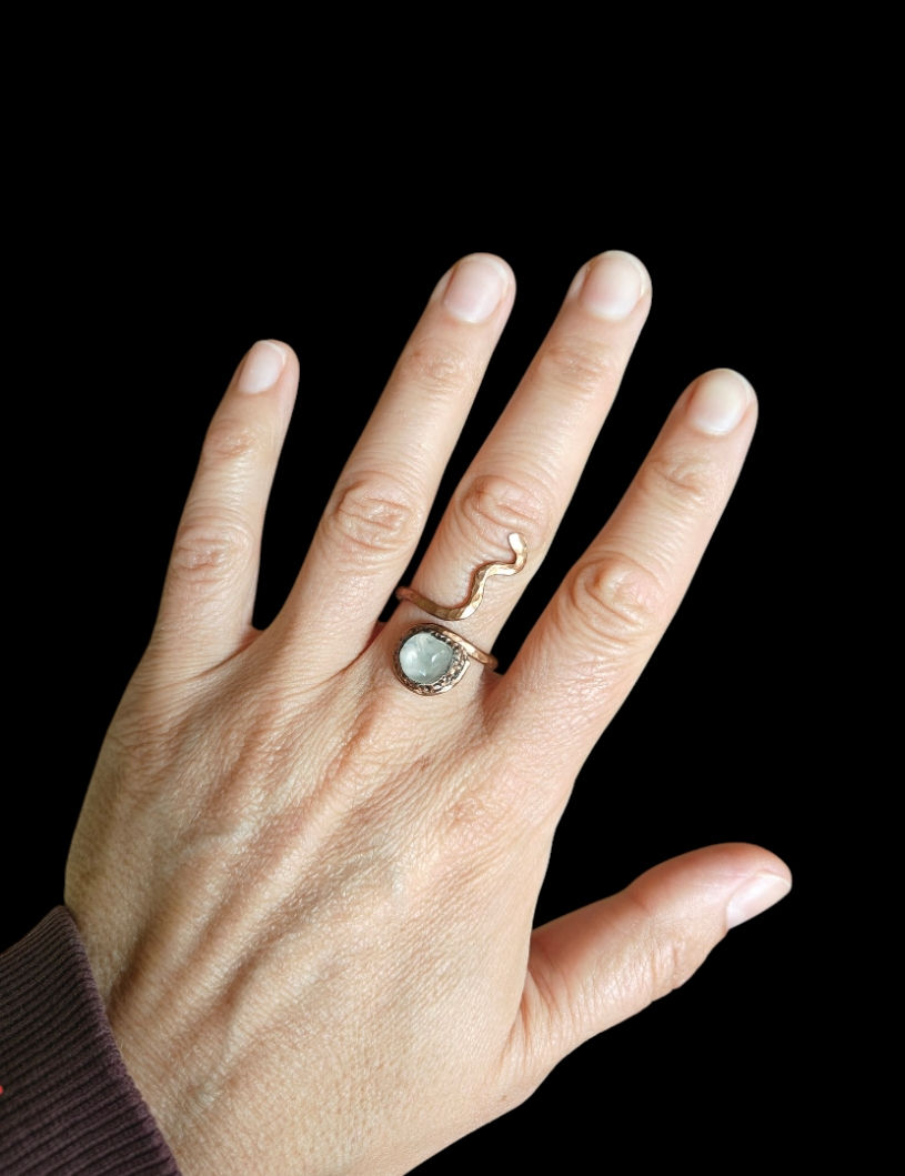 Thumbnail: Handmade Copper & Quartz Ring – Adjustable Energy Healing Ring