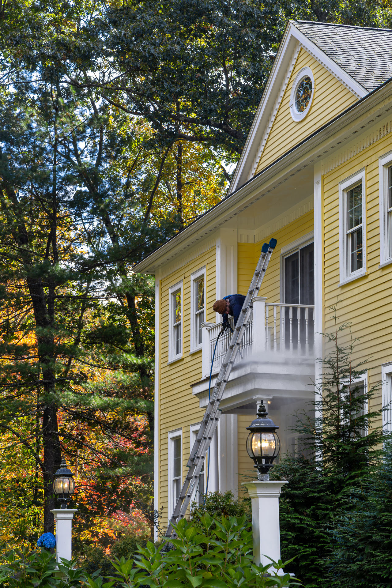 Residential House Washing - All-Pro Window Cleaning & Power Washing Woburn & North Andover