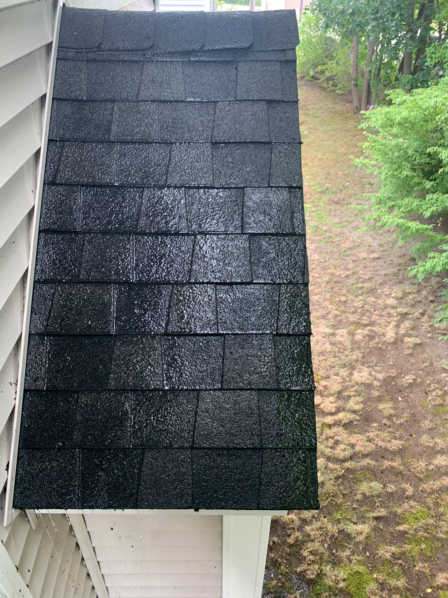 Residential Roof Cleaning - All-Pro Window Cleaning & Power Washing Woburn & North Andover