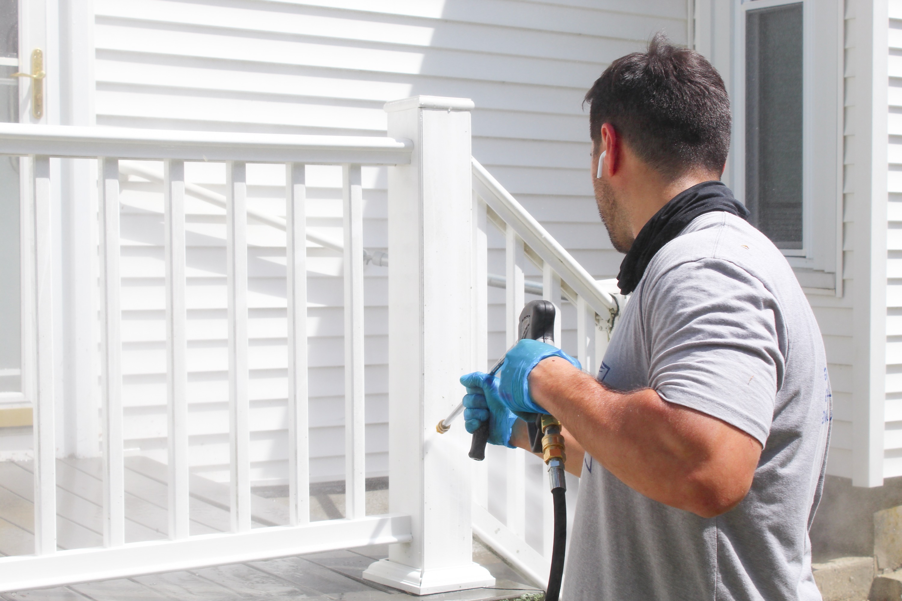 Residential House Washing - All-Pro Window Cleaning & Power Washing Woburn & North Andover