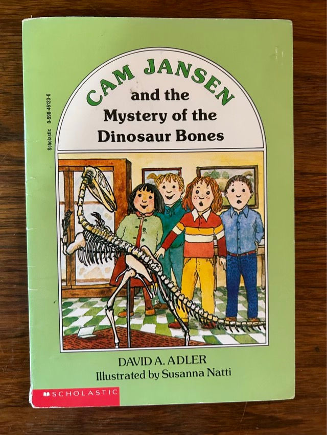 I13 Mystery of the Dinosaur Bones 