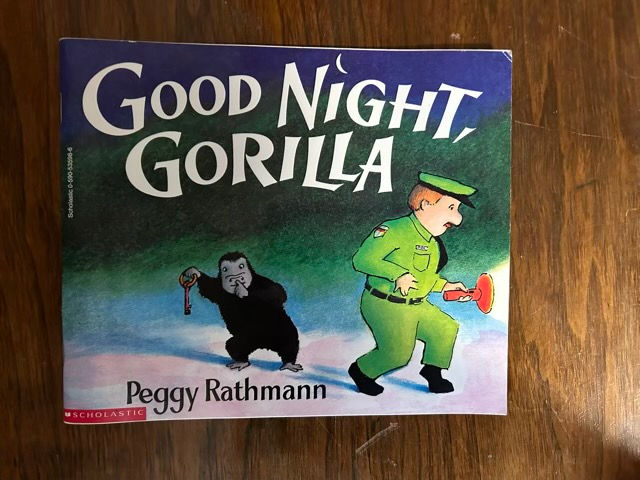 B11 Good Night Gorilla 