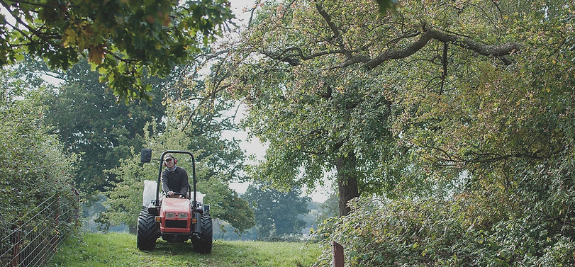 greggs-pit-cider-and-perry-james-tractor