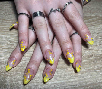 Acrylnagels met nail art design – Obdam