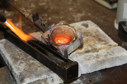 Molten gold (without flame)