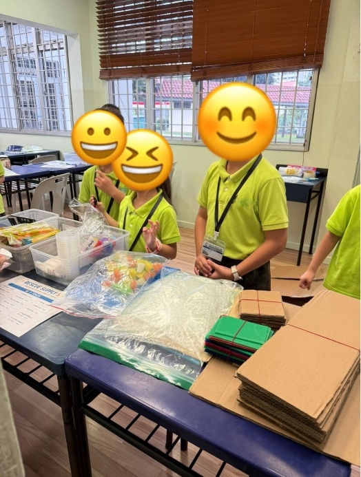 Kid's Shopping Time! Buying items they needed to build their objects/structures!
