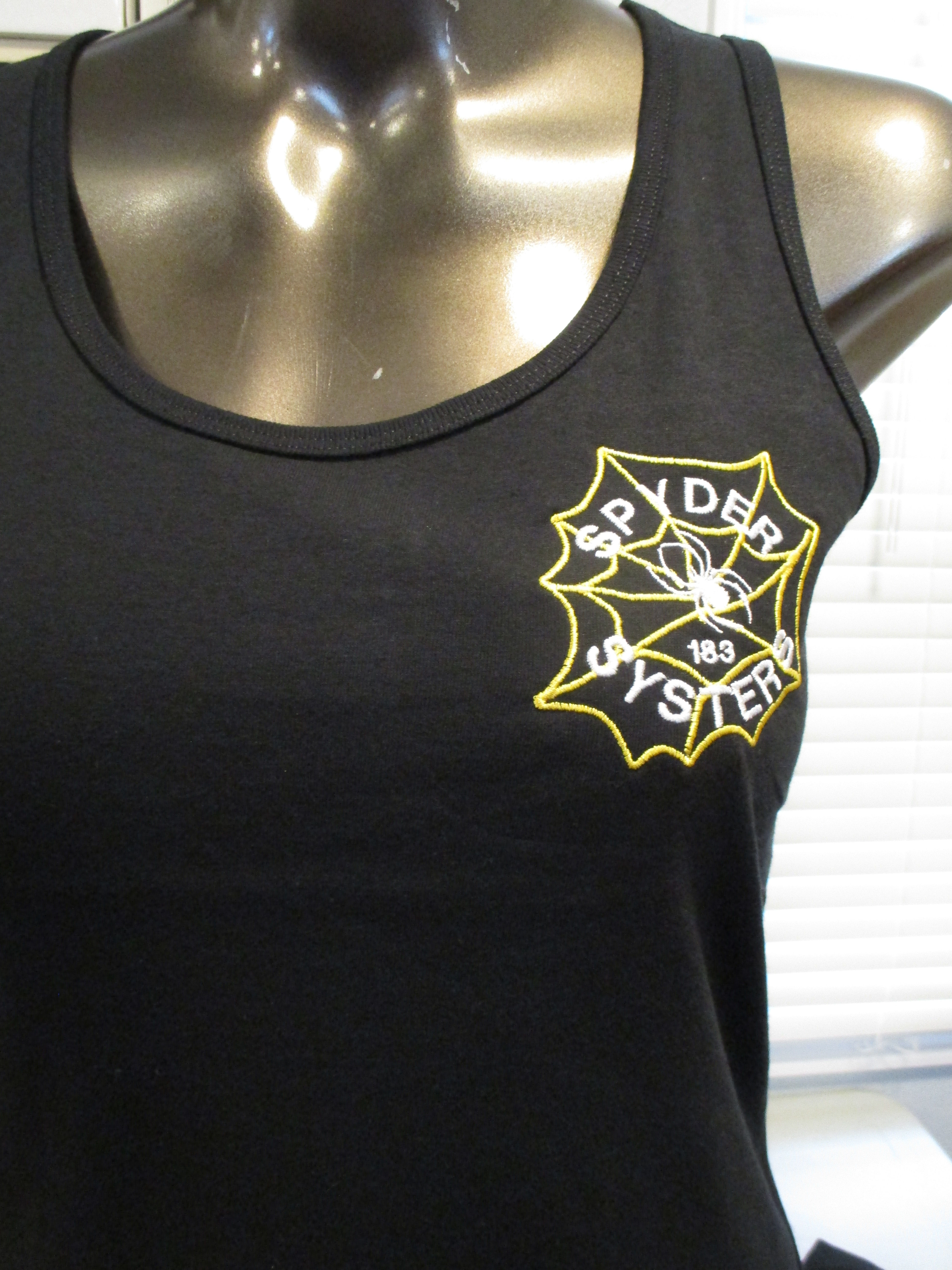 #400 spyder syster emb. shirt