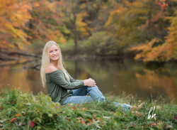 portrait, newborn, milestone, cake smash, family photographer stow Oh, summit county, cleveland holl