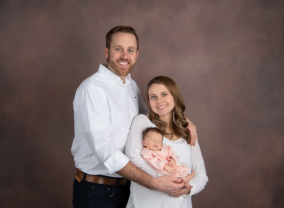 portrait, newborn, milestone, cake smash, family photographer stow Oh, summit county, cleveland, Hol