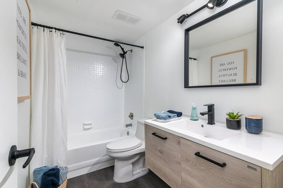 Zen Modern Villa 12.jpeg