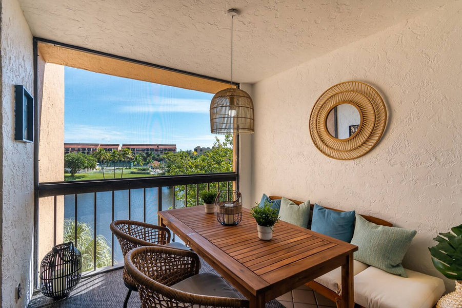 Zen Modern Villa 18.jpeg