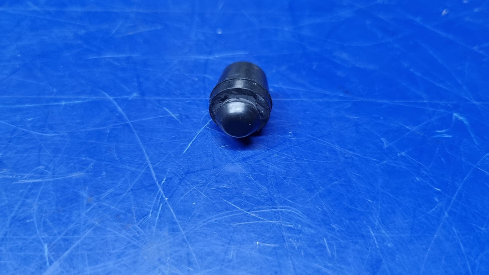 Mercedes Various - Rubber Bumper - 111 987 17 40, 1119871740 Bump end view