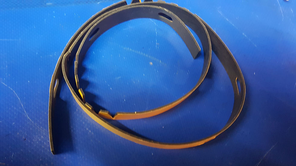 Mercedes W108 – W109 Bonnet Grill Gasket - 108 888 00 98, 10888800 98