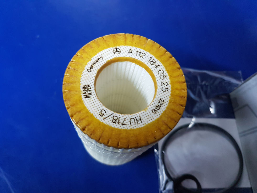 Mercedes Various Cars, Vans & W463 - Oil Filter - 000 180 26 09, 0001802609 Filter close up