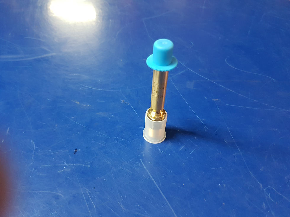 Mercedes M104, M119, M116, M117 late Fuel Injector No- 000 078 58 23, 0000785823 Top view