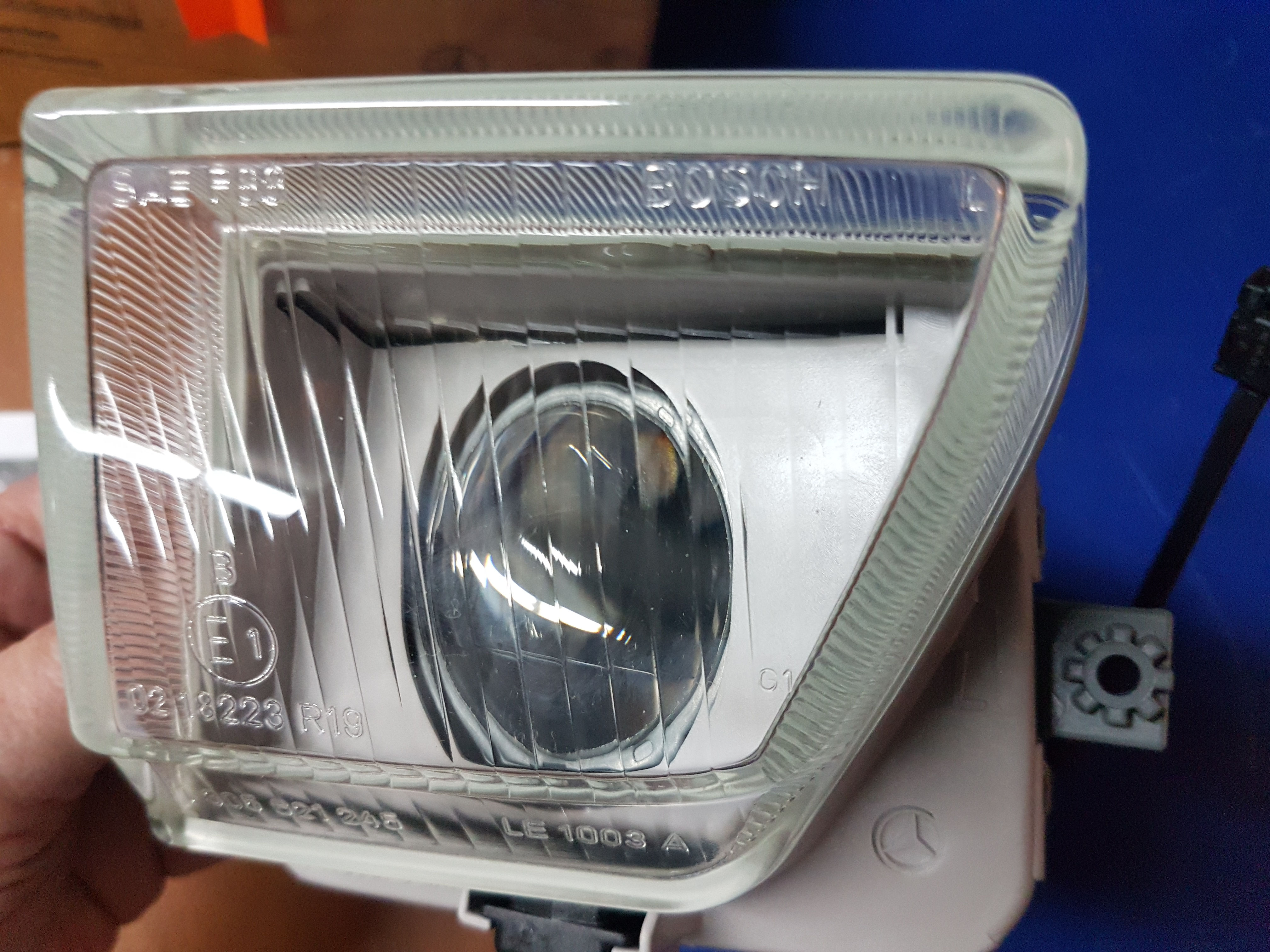 Mercedes W124 & W129 - Front fog lamp left hand - 129 820 01 56, 1298200156