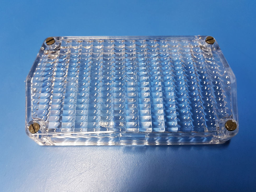 Mercedes W461 G Wagen reverse light Lens - 001 544 97 90, 0015449790 Front view close up