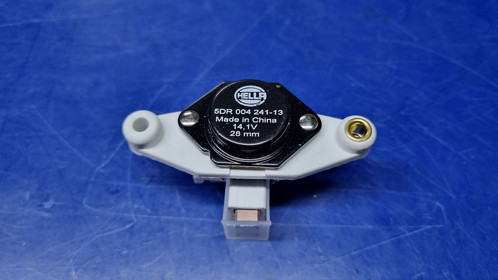 Mercedes Various models - Voltage regulator - 002 154 72 06, 0021547206 Top view