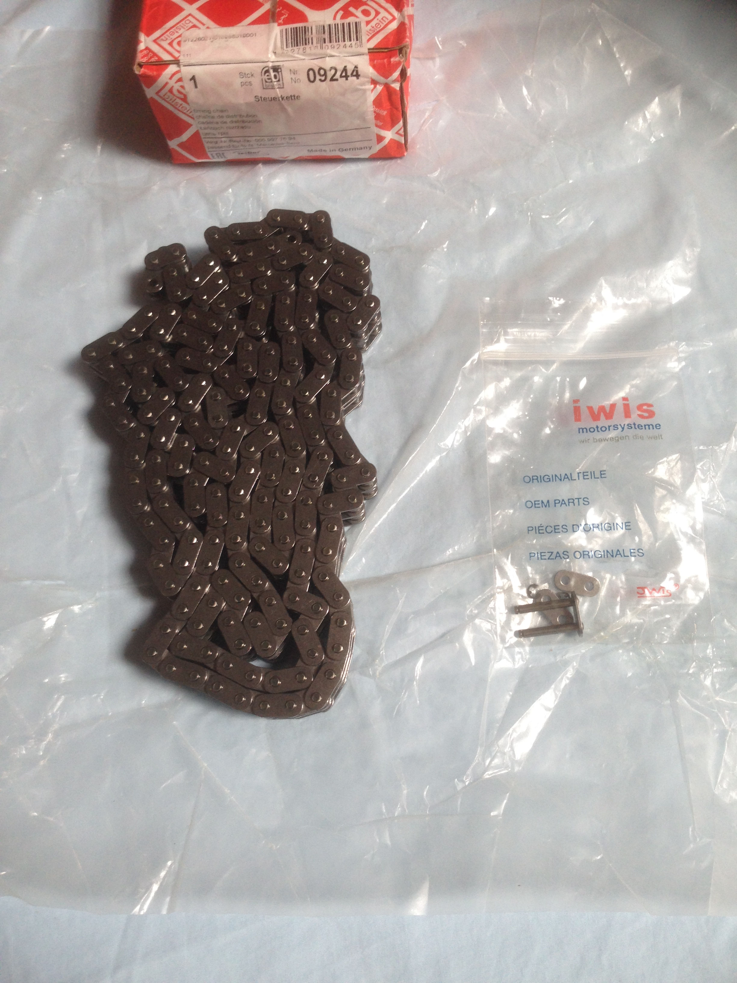 Mercedes M117 Timing Chain - 000 997 76 94, 0009977694