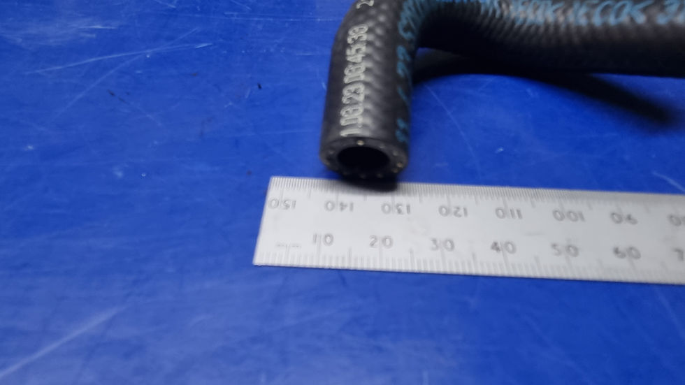Mercedes OM642 - Fuel hose Feed to filter - 642 078 22 81, 6420782281 Hose dimensions 1