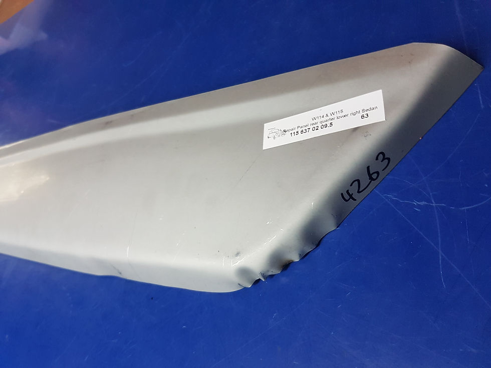 Mercedes W114 & W115 Sedan rt lwr rear quarter repair- 115 637 02 09, 1156370209