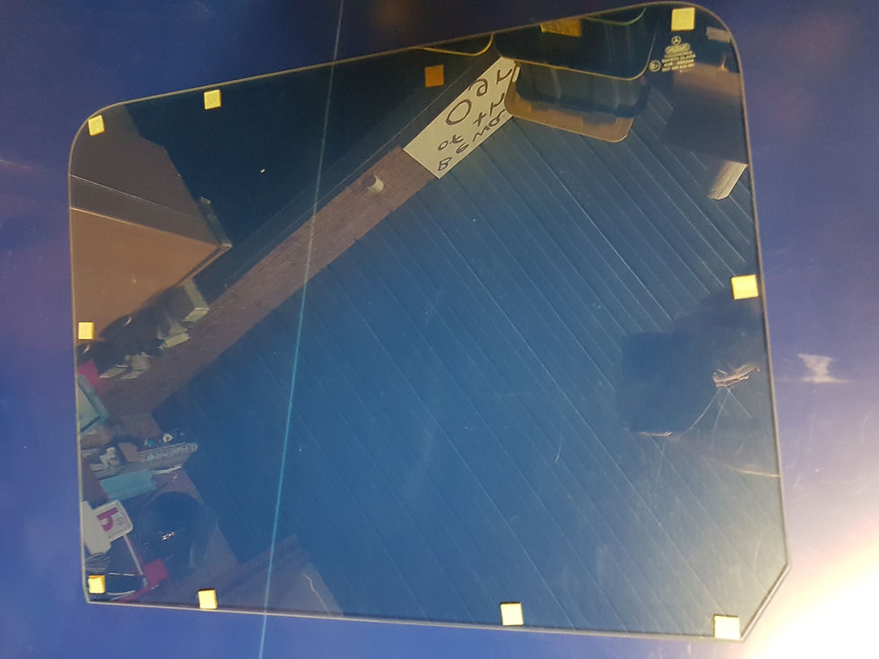 Mercedes W461 - W463 Rear door Window glass Rht or Lt- 463 735 02 10, 4637350210 Top view